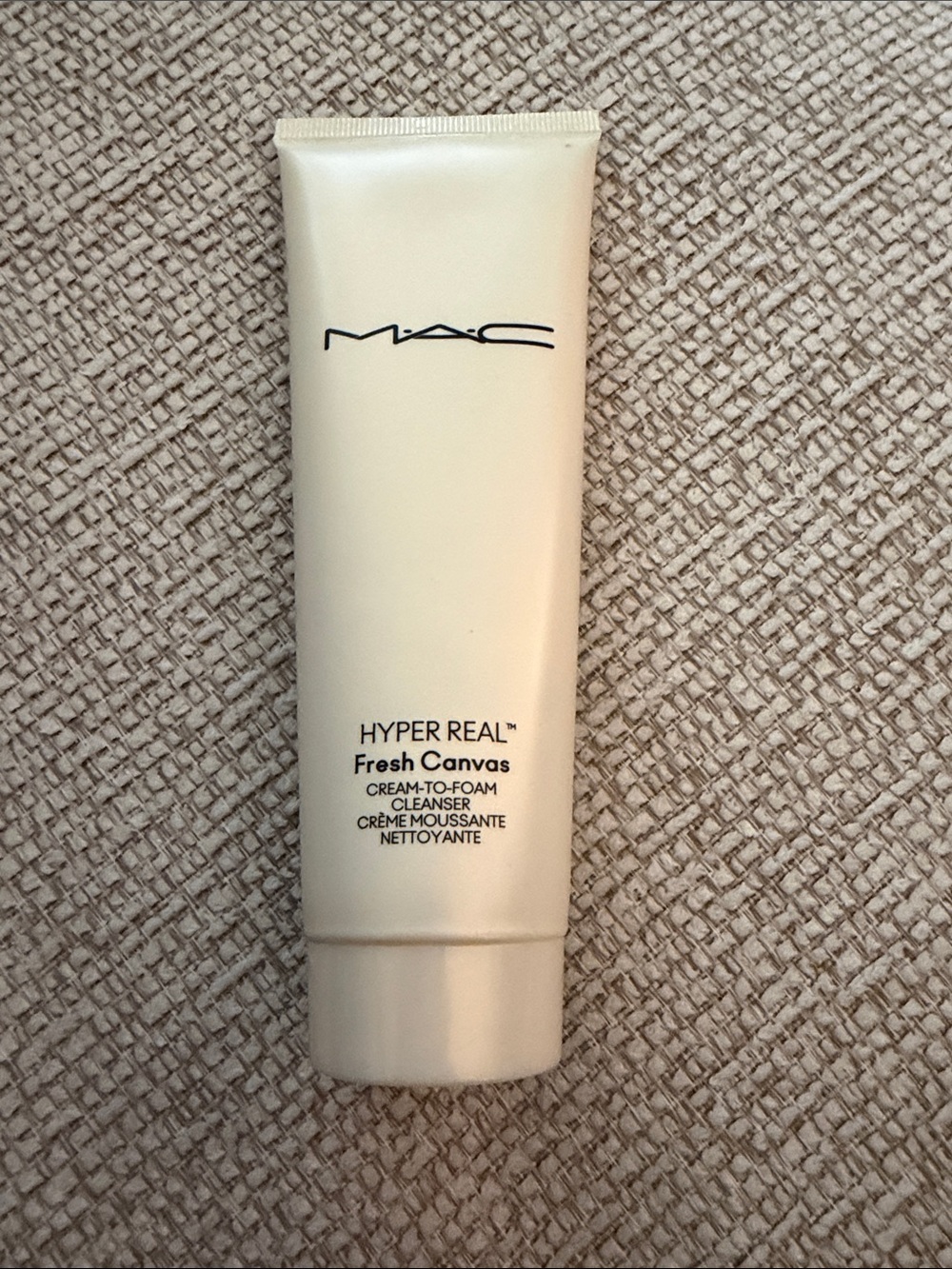 MAC Hyper Real Fresh Canvas Cream to Foam Cleanser 4.2oz NWOB